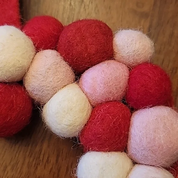 Felt Valentines Heart - Picture 3 of 4